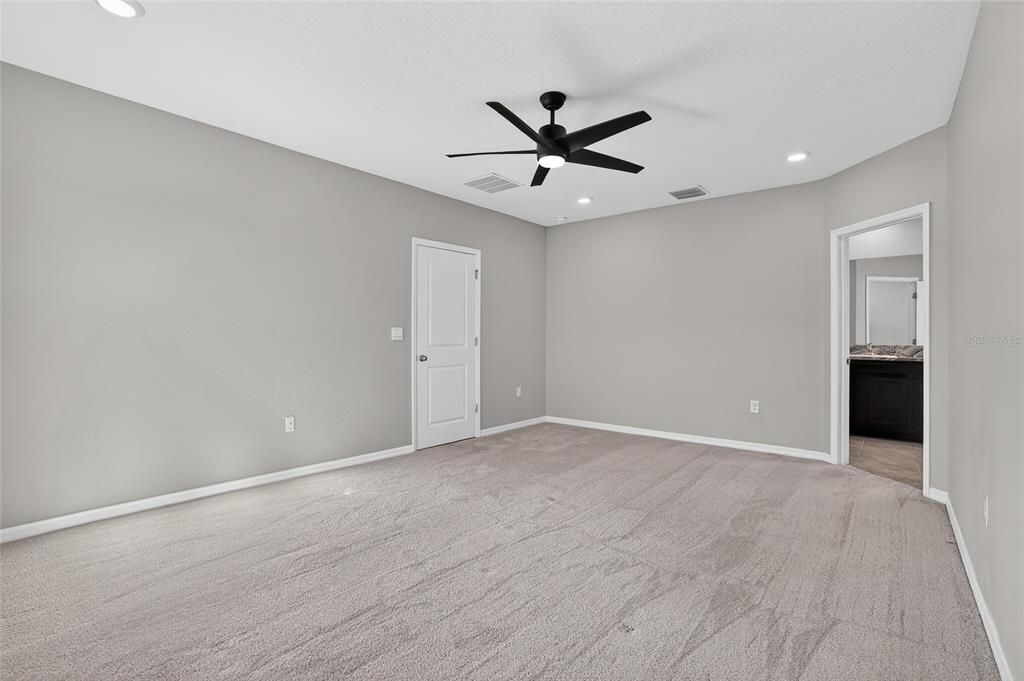 待售: $525,000 (4 贝兹, 3 浴室, 3278 平方英尺)