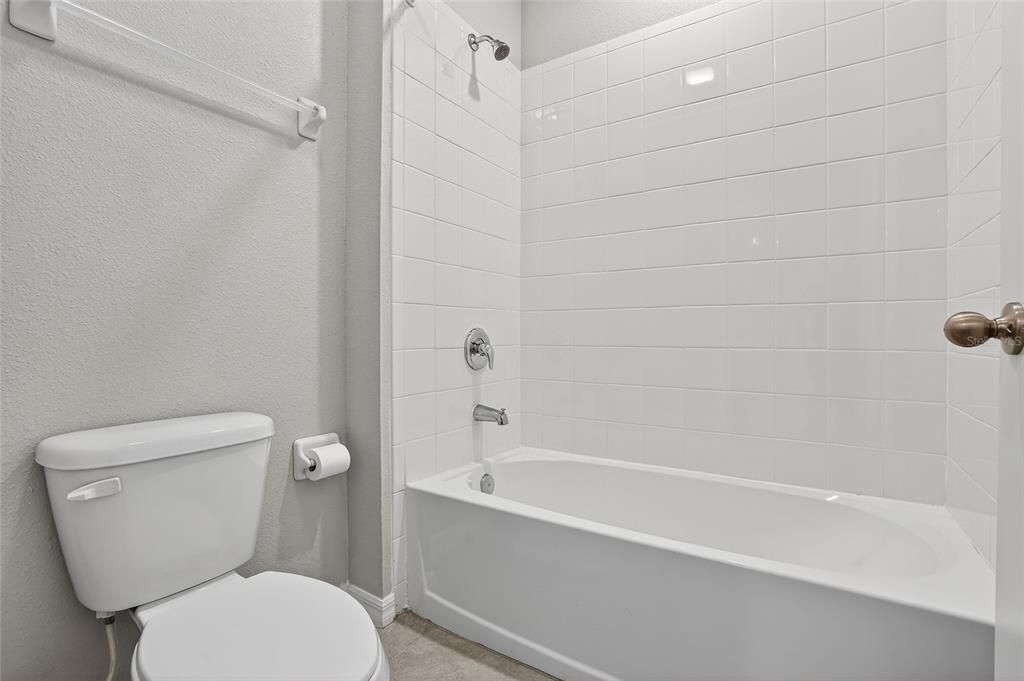 待售: $525,000 (4 贝兹, 3 浴室, 3278 平方英尺)