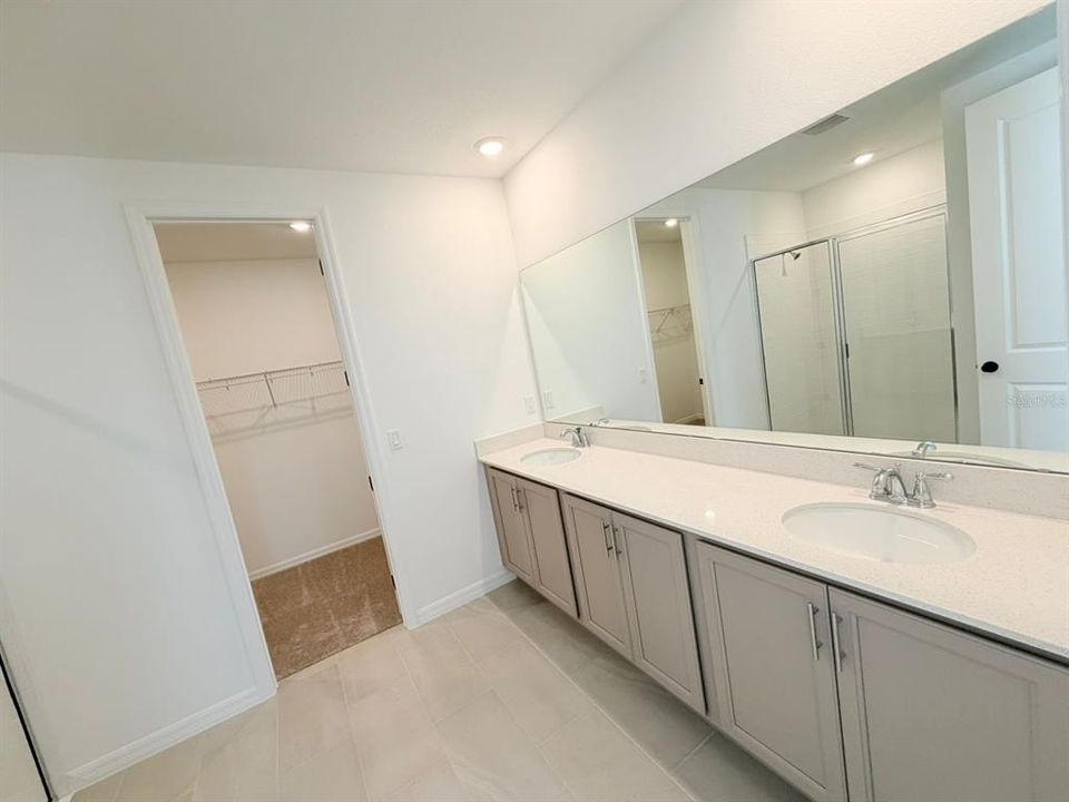 For Rent: $2,700 (3 beds, 2 baths, 2226 Square Feet)