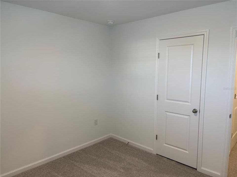 For Rent: $1,900 (3 beds, 2 baths, 1200 Square Feet)