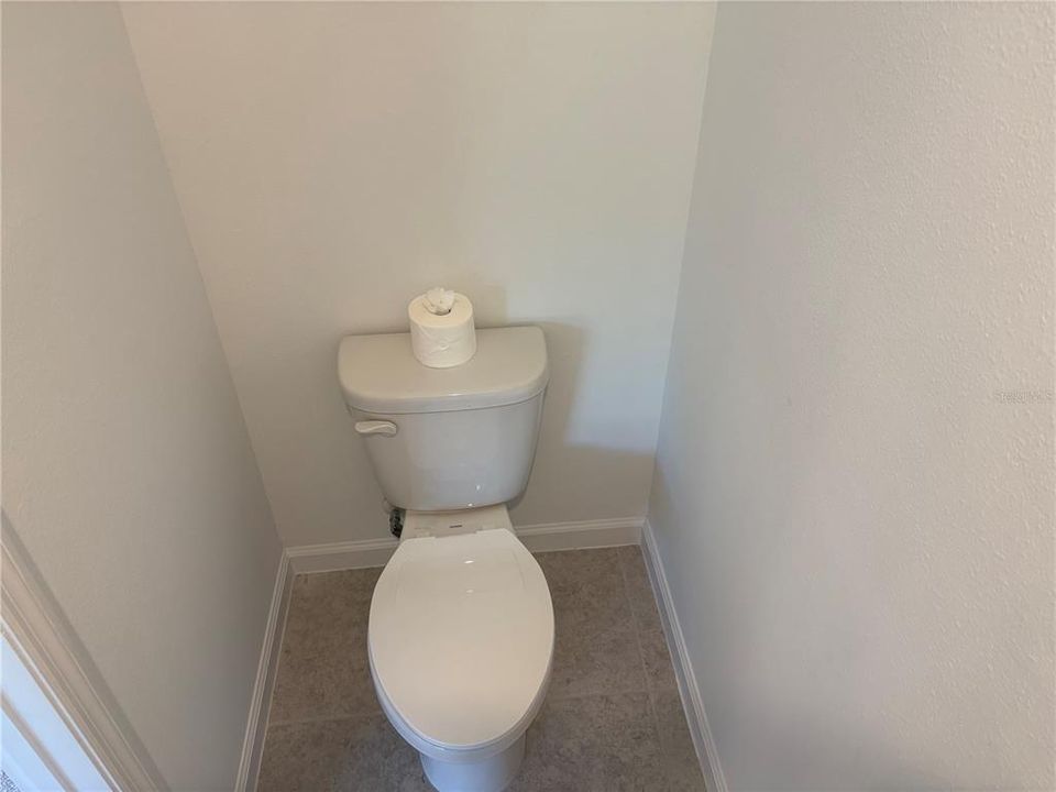 For Rent: $1,900 (3 beds, 2 baths, 1200 Square Feet)