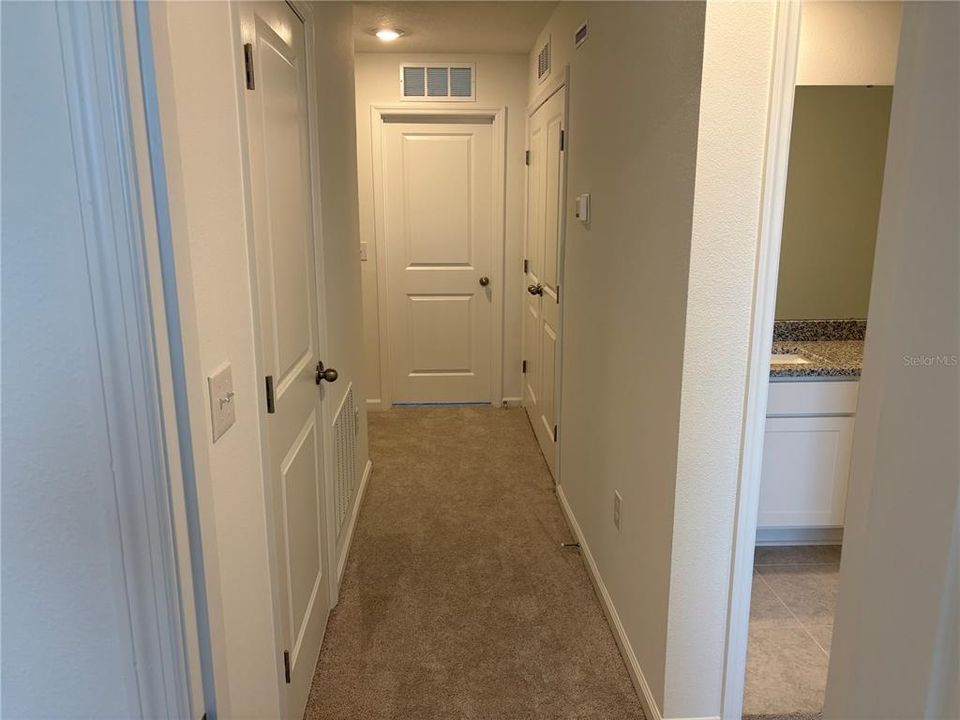 For Rent: $1,900 (3 beds, 2 baths, 1200 Square Feet)