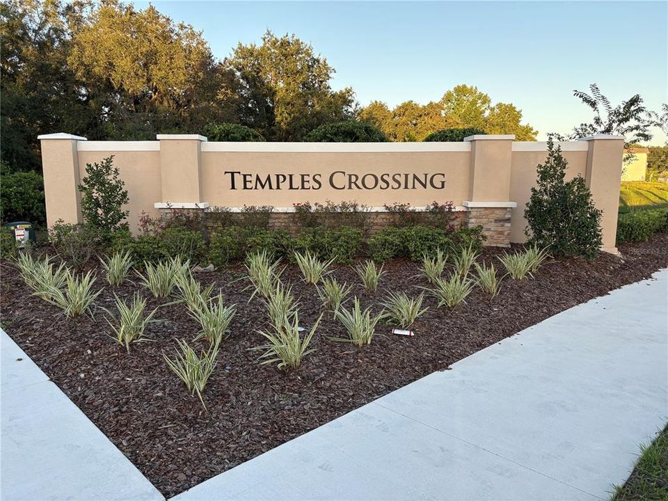 For Rent: $1,900 (3 beds, 2 baths, 1200 Square Feet)