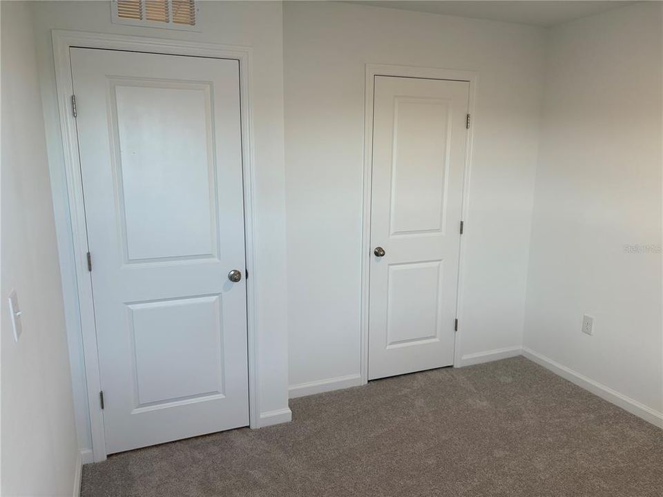 For Rent: $1,900 (3 beds, 2 baths, 1200 Square Feet)