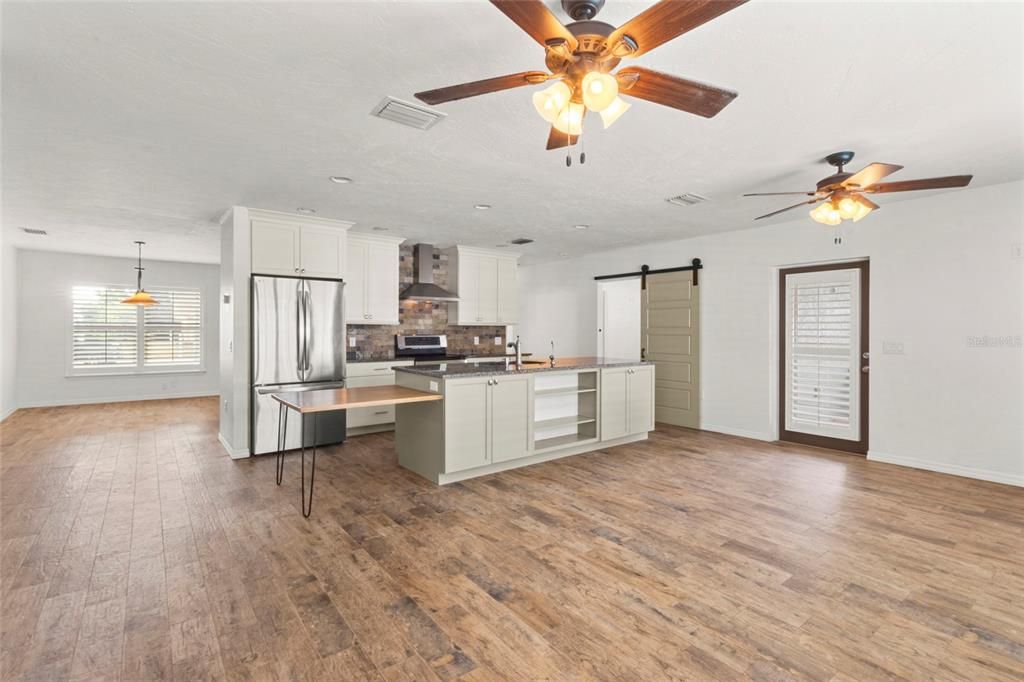 For Sale: $545,000 (3 beds, 2 baths, 1756 Square Feet)