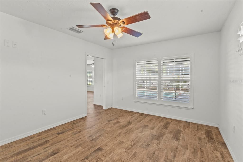 For Sale: $545,000 (3 beds, 2 baths, 1756 Square Feet)