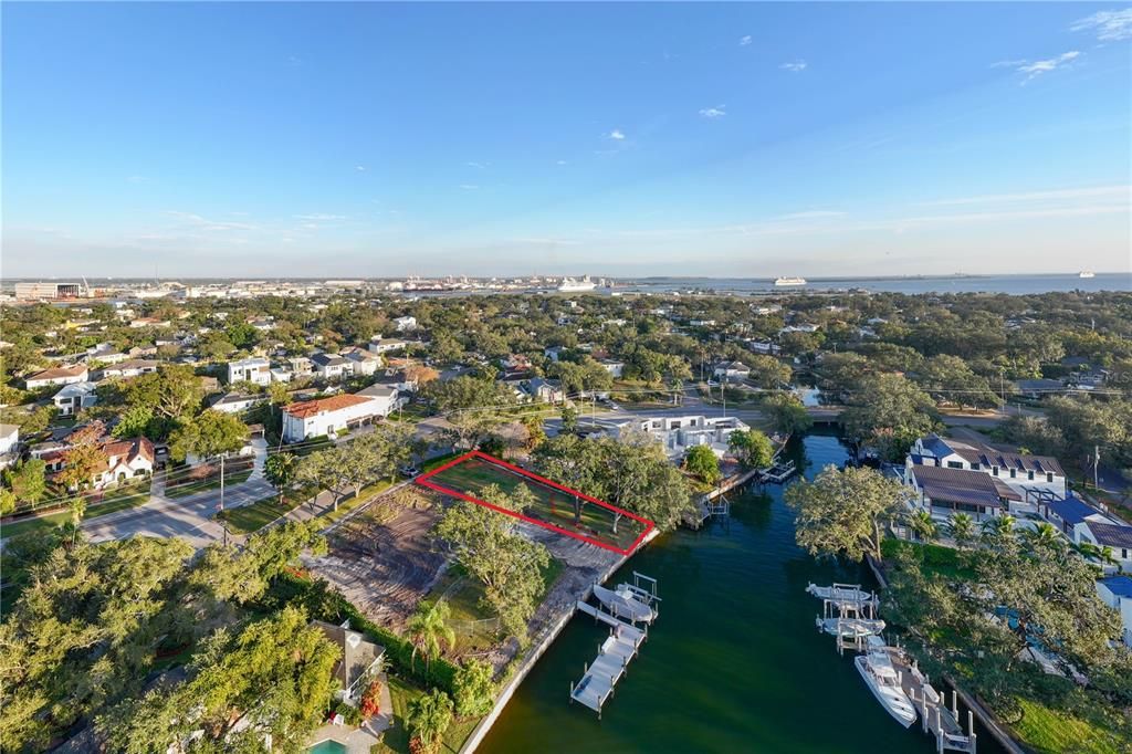 For Sale: $2,999,999 (0.31 acres)