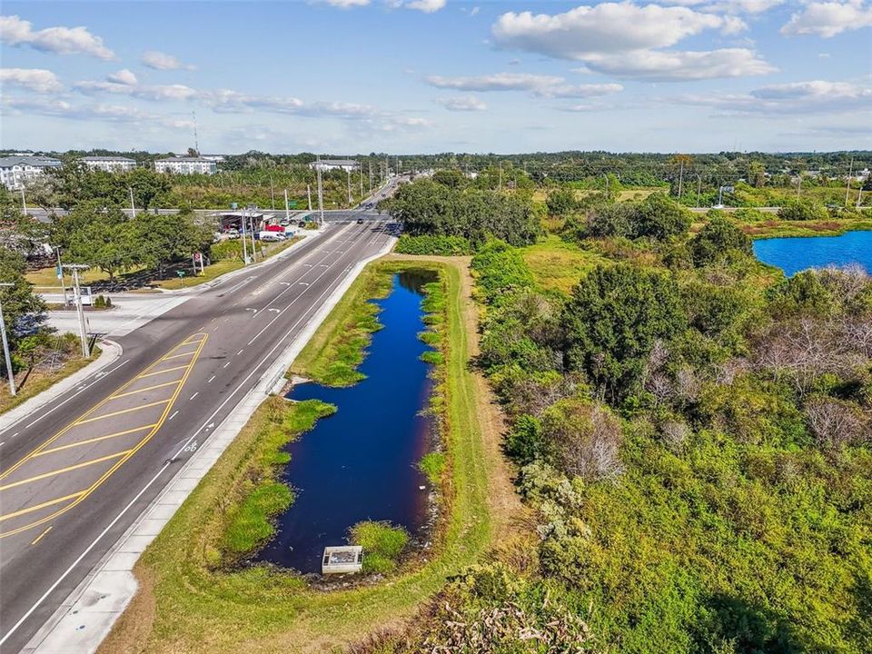 En Venta: $3,890,000 (34.84 acres)