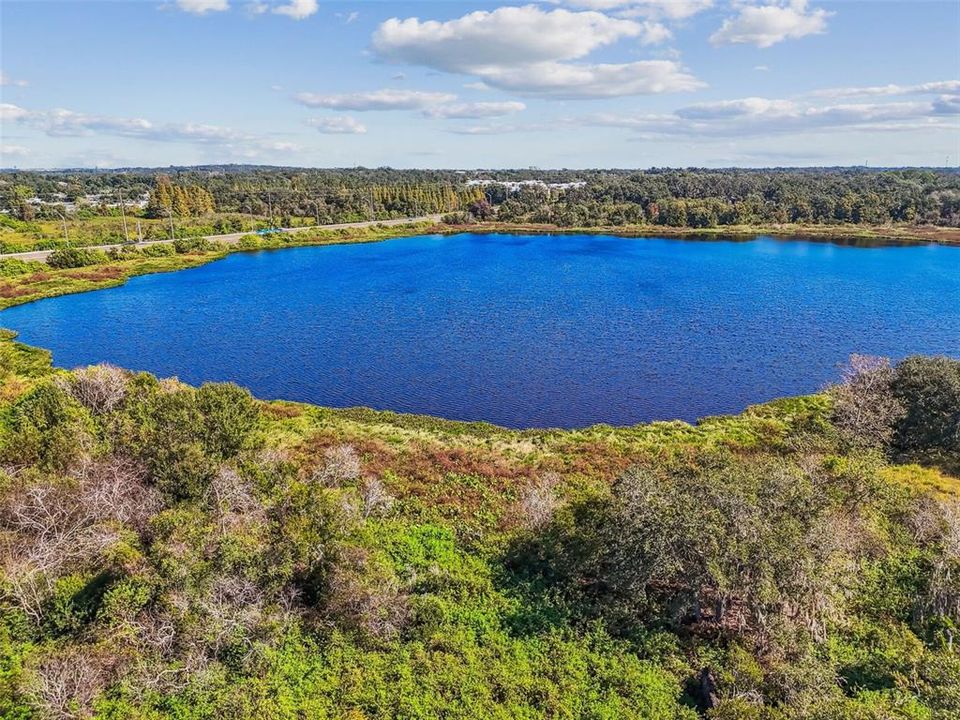 En Venta: $3,890,000 (34.84 acres)