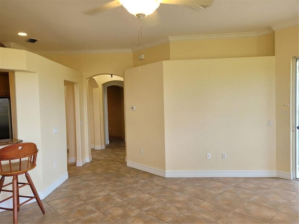 В аренду: $2,000 (3 спален, 2 ванн, 1735 Квадратных фут)