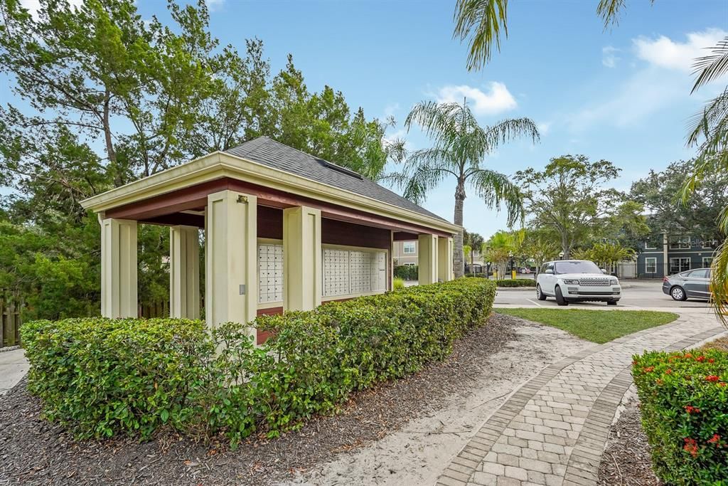 For Sale: $159,900 (1 beds, 1 baths, 529 Square Feet)