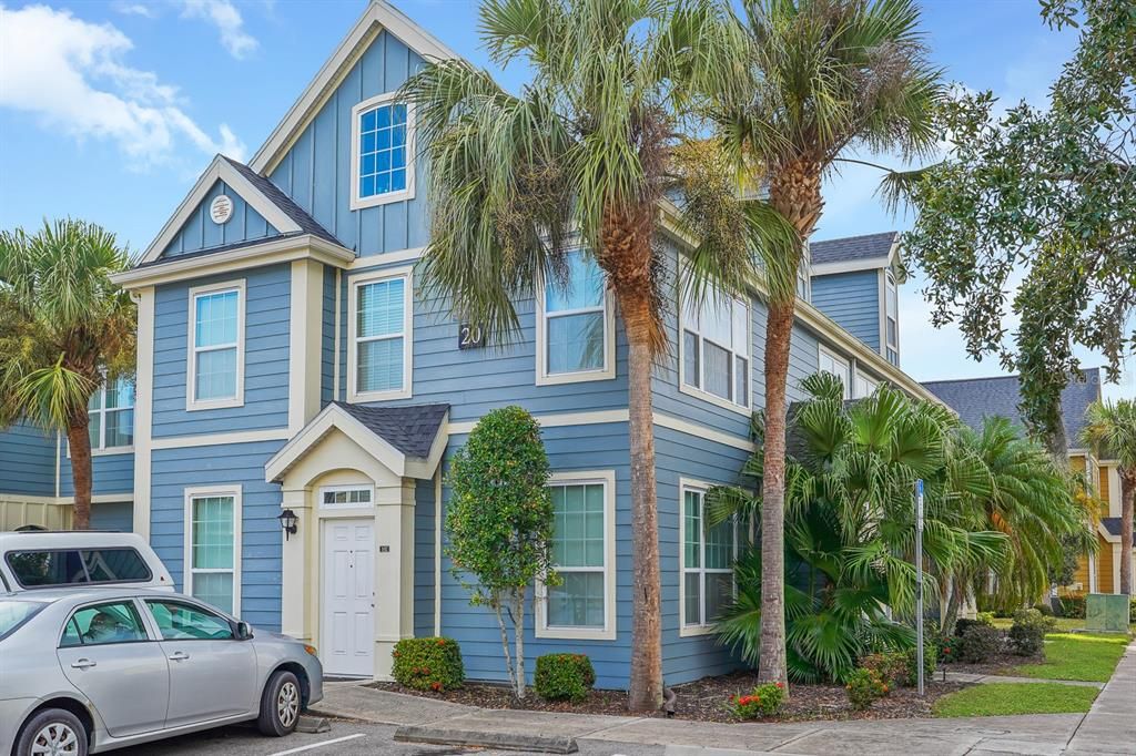 For Sale: $159,900 (1 beds, 1 baths, 529 Square Feet)