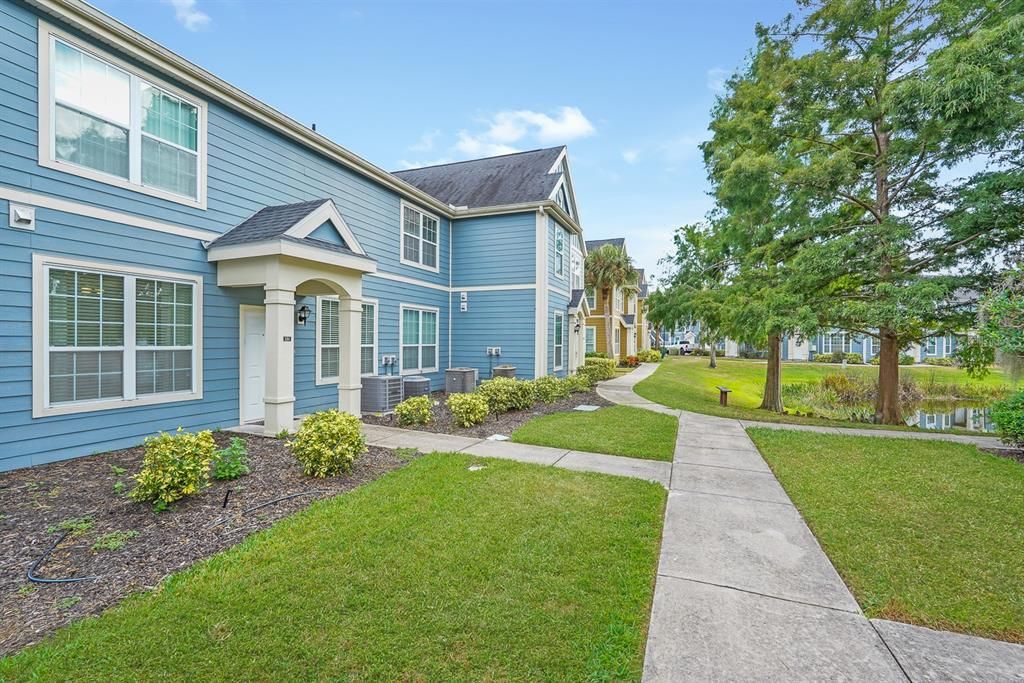 For Sale: $159,900 (1 beds, 1 baths, 529 Square Feet)