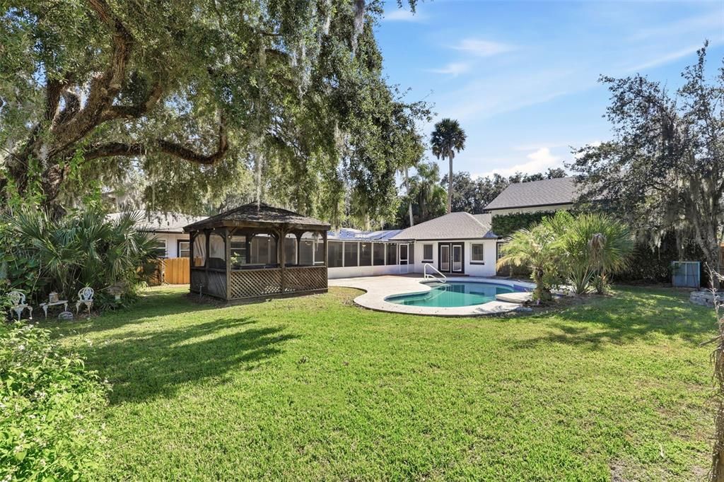 En Venta: $734,987 (4 camas, 3 baños, 3018 Pies cuadrados)