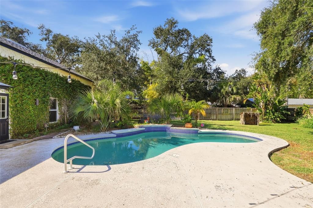 En Venta: $734,987 (4 camas, 3 baños, 3018 Pies cuadrados)