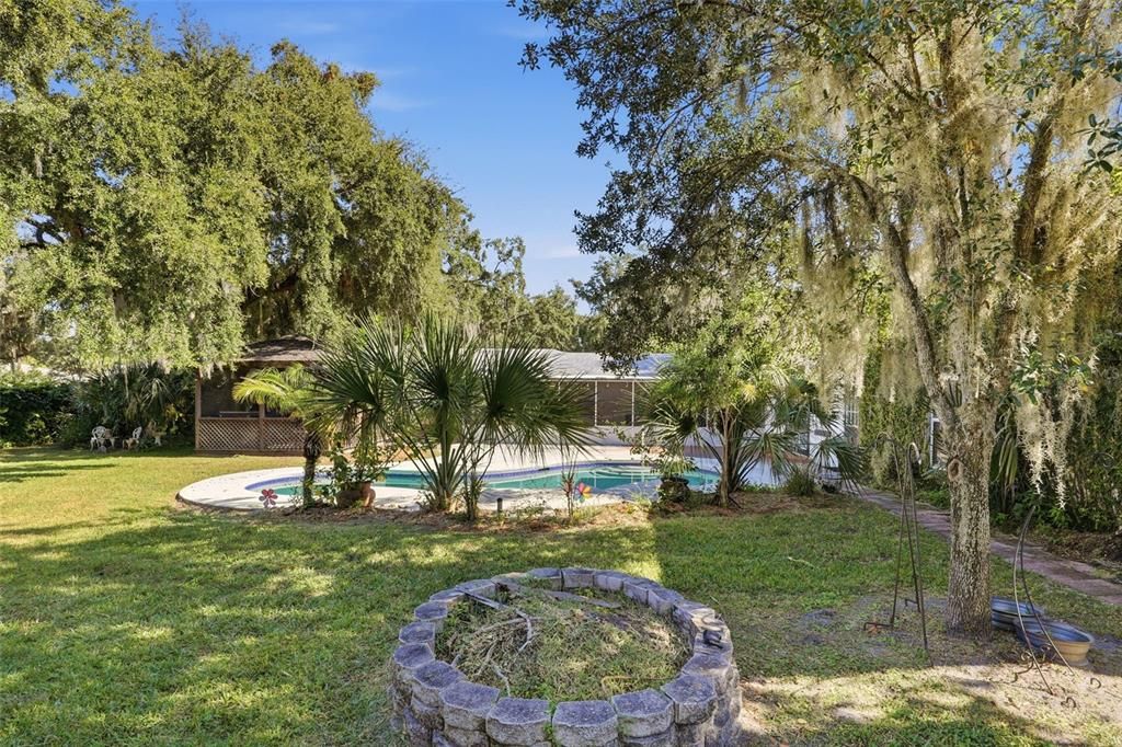 En Venta: $734,987 (4 camas, 3 baños, 3018 Pies cuadrados)