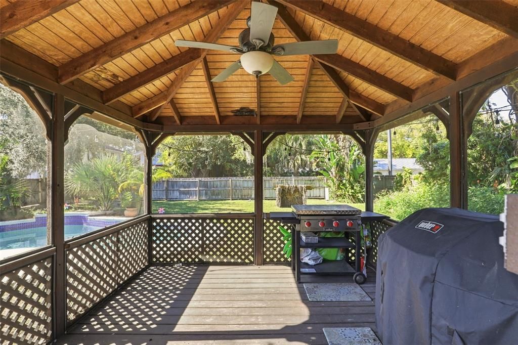 En Venta: $734,987 (4 camas, 3 baños, 3018 Pies cuadrados)