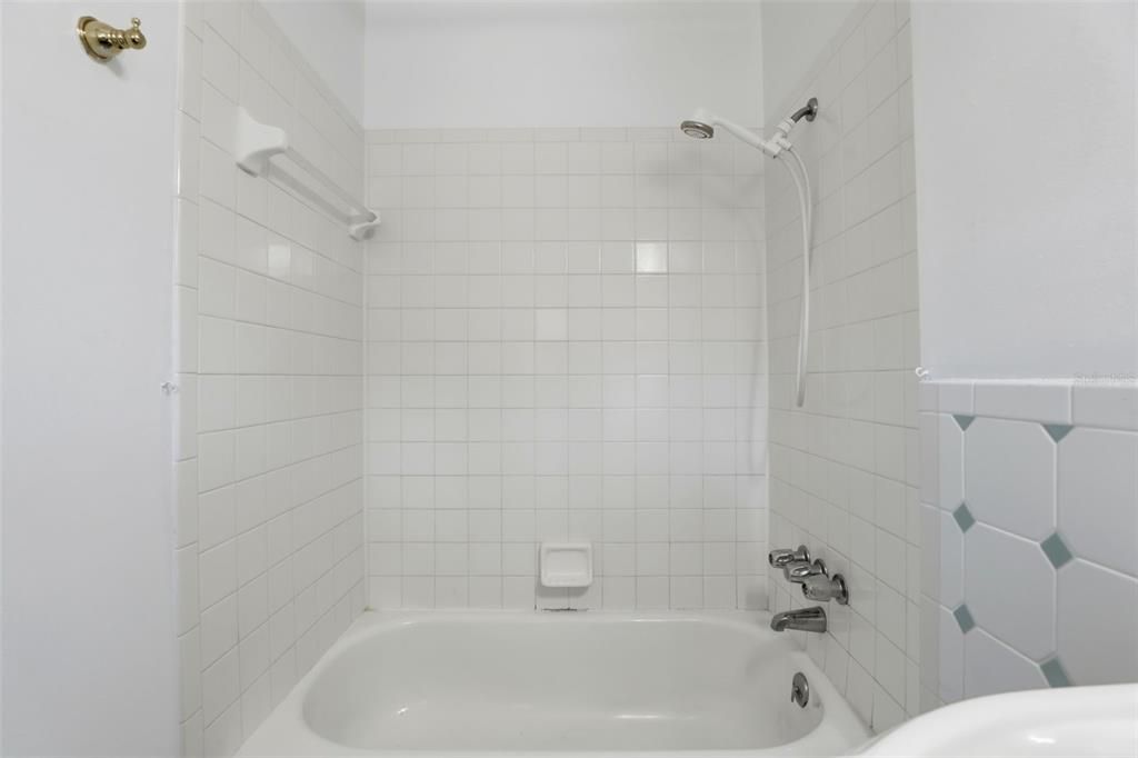 En Venta: $734,987 (4 camas, 3 baños, 3018 Pies cuadrados)