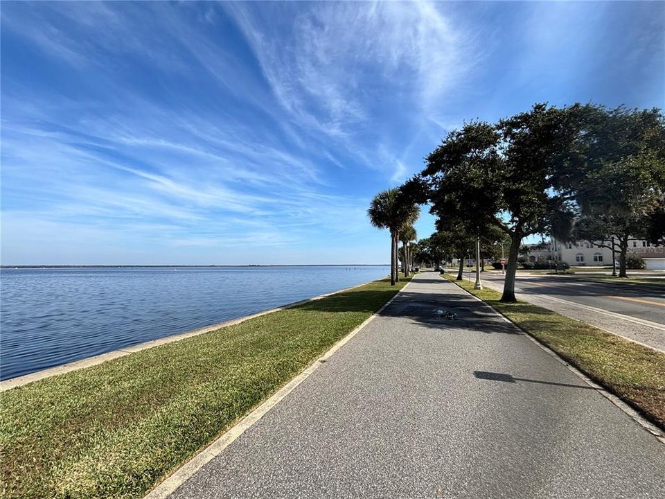 En Venta: $734,987 (4 camas, 3 baños, 3018 Pies cuadrados)