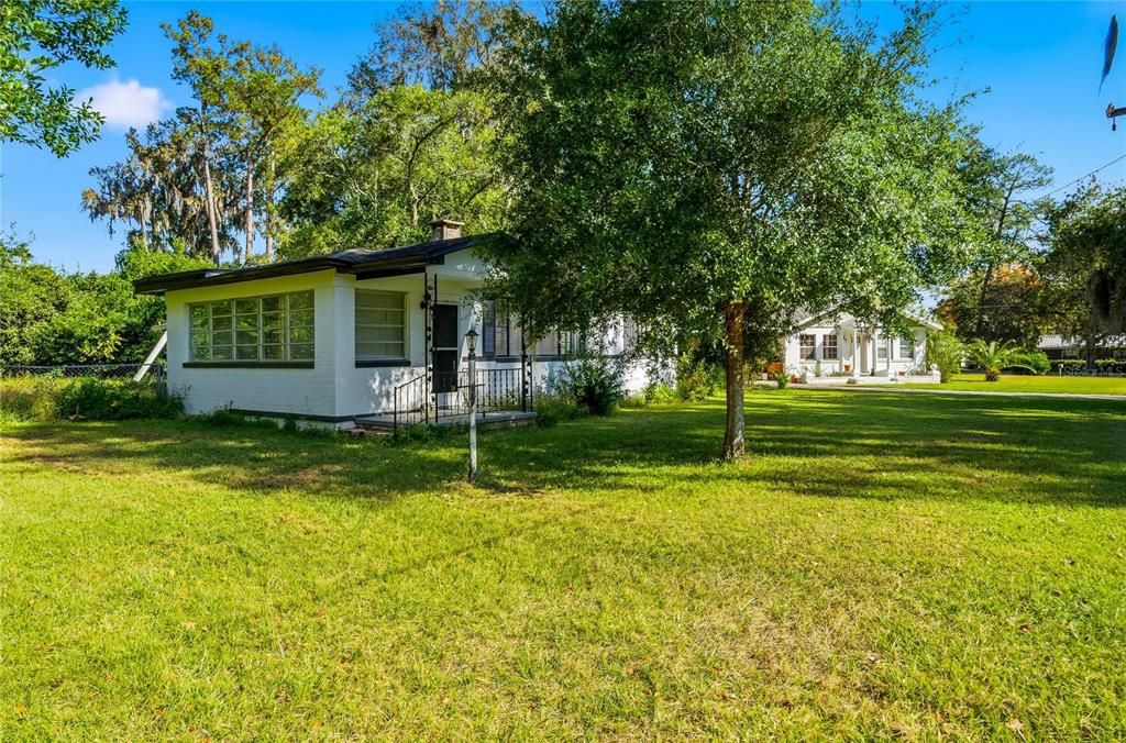 For Sale: $223,000 (3 beds, 1 baths, 1041 Square Feet)