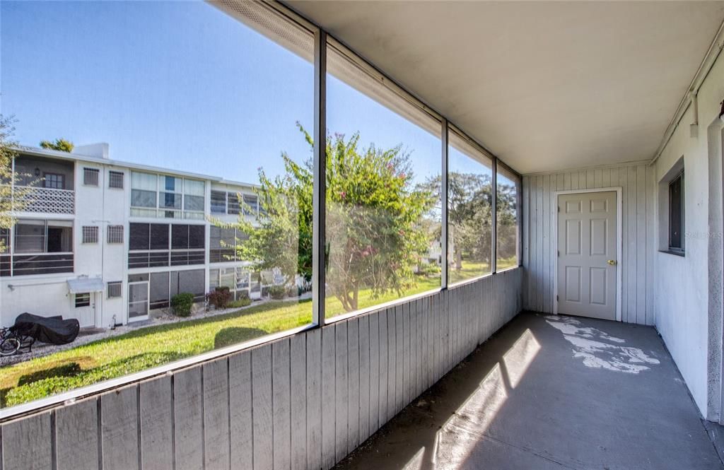 待售: $107,500 (2 贝兹, 2 浴室, 912 平方英尺)