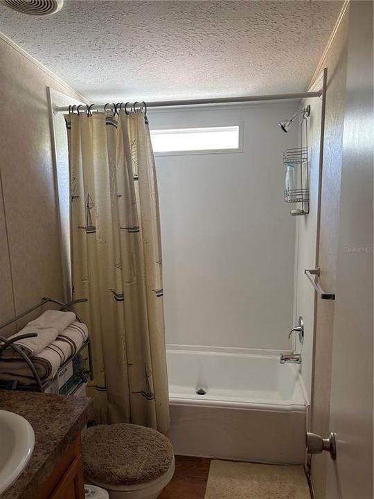 For Sale: $375,000 (4 beds, 2 baths, 1782 Square Feet)