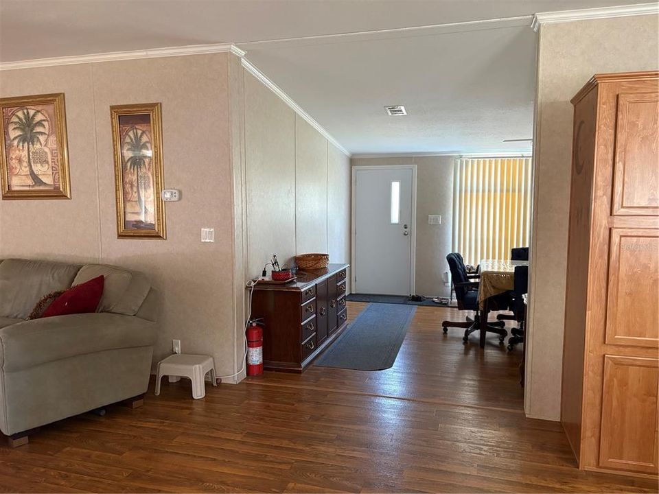 For Sale: $375,000 (4 beds, 2 baths, 1782 Square Feet)