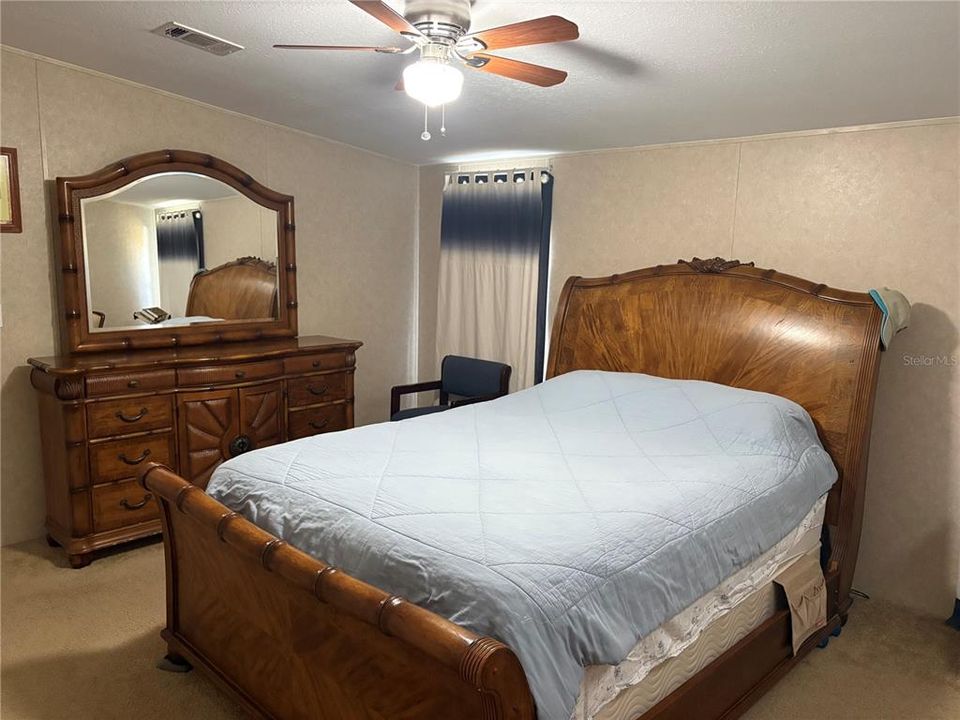 For Sale: $375,000 (4 beds, 2 baths, 1782 Square Feet)