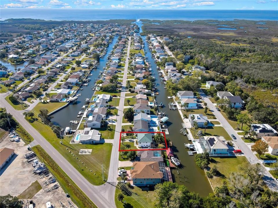 For Sale: $520,000 (3 beds, 3 baths, 1180 Square Feet)