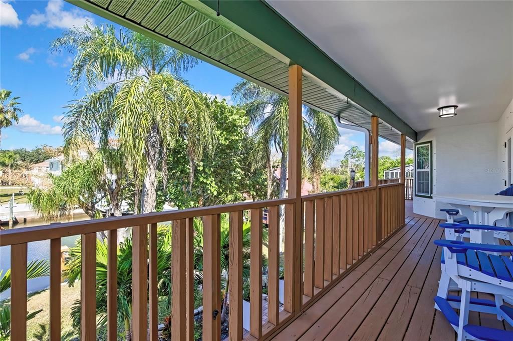 For Sale: $520,000 (3 beds, 3 baths, 1180 Square Feet)