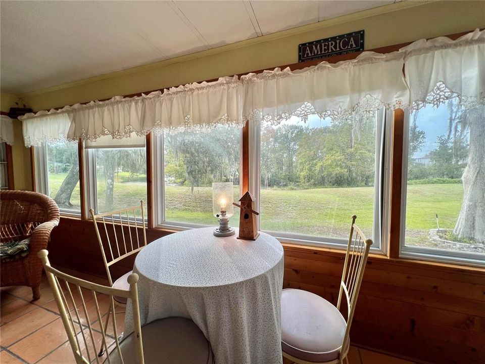 For Sale: $186,328 (2 beds, 2 baths, 1452 Square Feet)