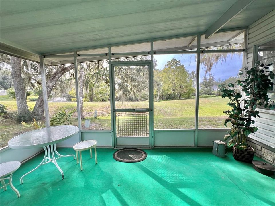 For Sale: $186,328 (2 beds, 2 baths, 1452 Square Feet)