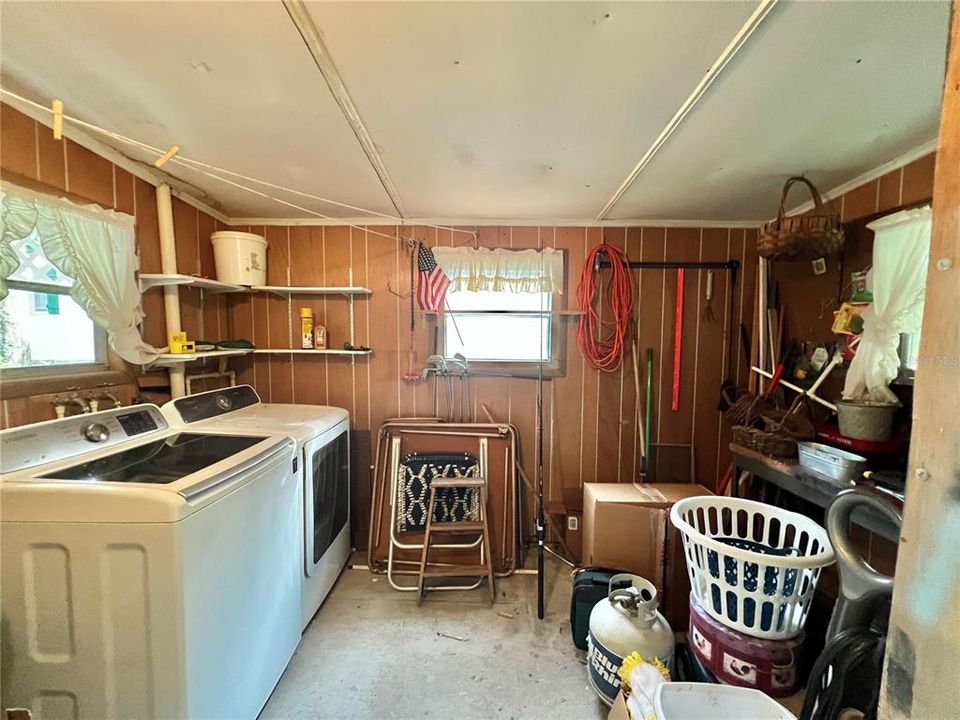 For Sale: $186,328 (2 beds, 2 baths, 1452 Square Feet)