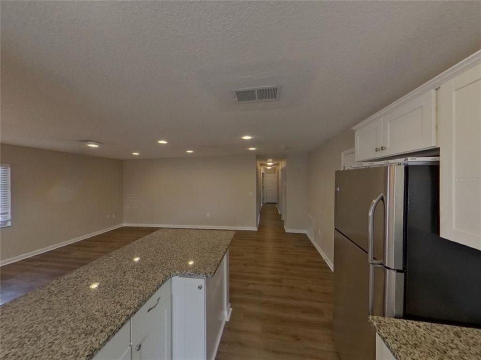 Active With Contract: $1,979 (3 beds, 2 baths, 1350 Square Feet)