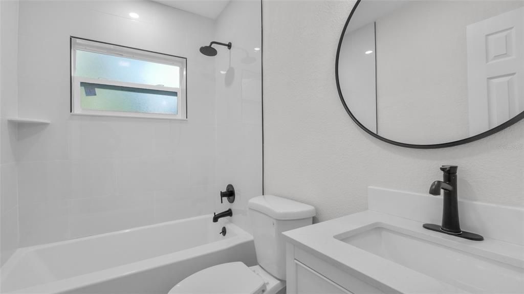 待售: $425,000 (3 贝兹, 2 浴室, 1486 平方英尺)