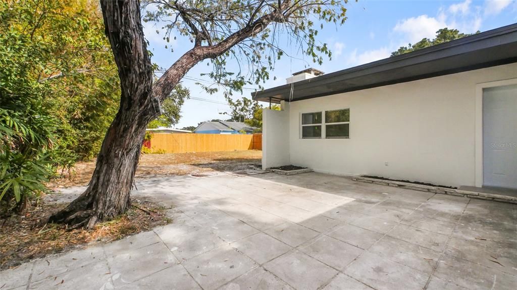 待售: $425,000 (3 贝兹, 2 浴室, 1486 平方英尺)