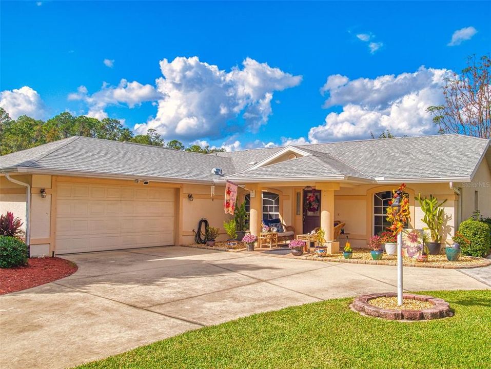 For Sale: $274,900 (3 beds, 2 baths, 1462 Square Feet)