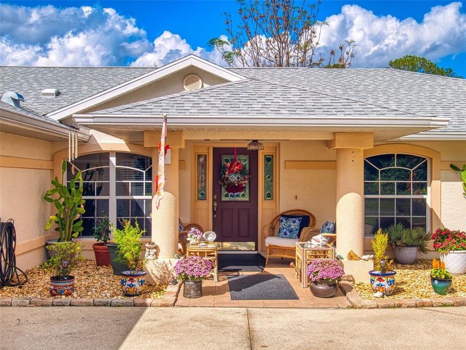 For Sale: $274,900 (3 beds, 2 baths, 1462 Square Feet)