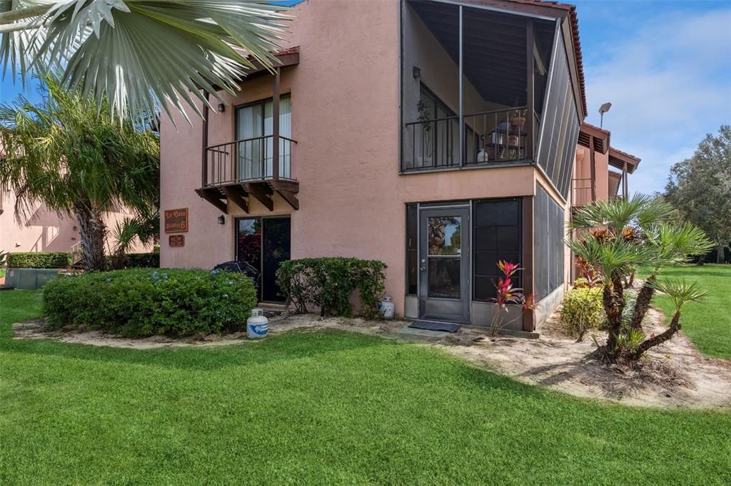 待售: $109,000 (2 贝兹, 2 浴室, 1120 平方英尺)