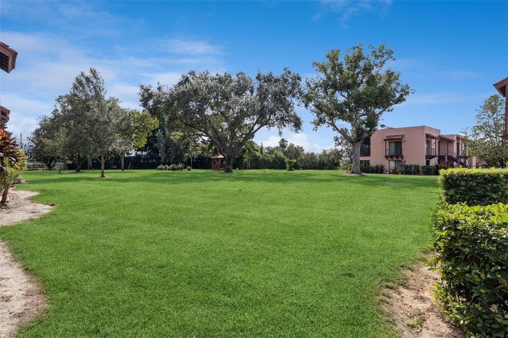 待售: $109,000 (2 贝兹, 2 浴室, 1120 平方英尺)