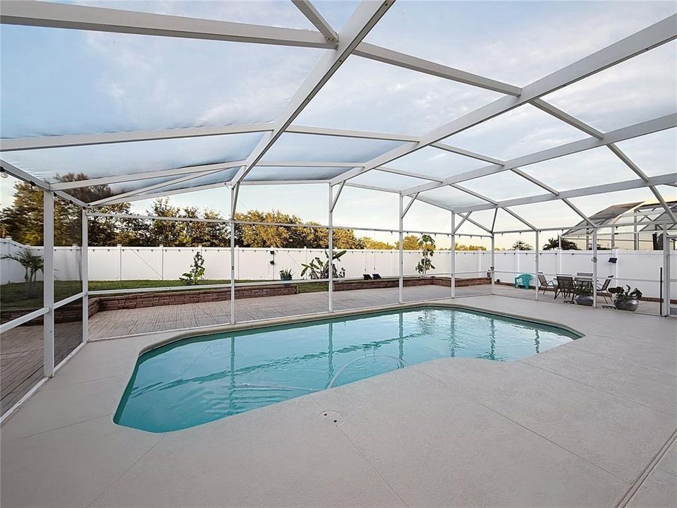 Под контрактом: $360,000 (3 спален, 2 ванн, 1571 Квадратных фут)