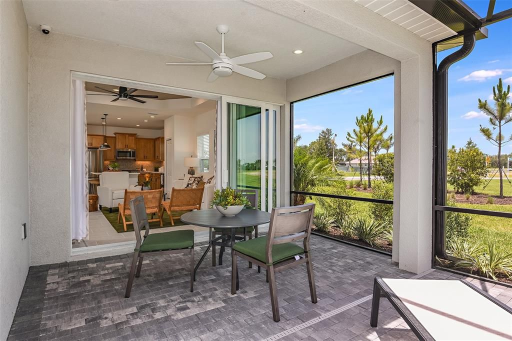 Active With Contract: $439,990 (2 beds, 2 baths, 1433 Square Feet)