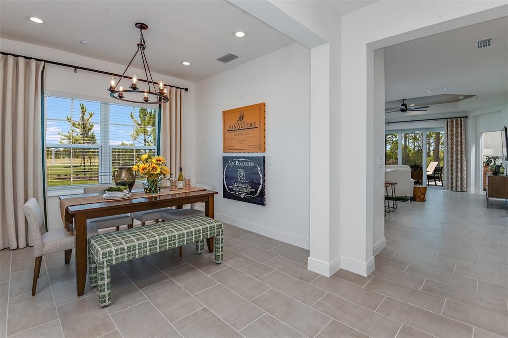 Active With Contract: $439,990 (2 beds, 2 baths, 1433 Square Feet)