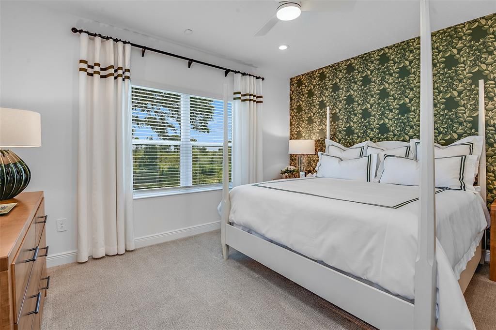 Active With Contract: $439,990 (2 beds, 2 baths, 1433 Square Feet)