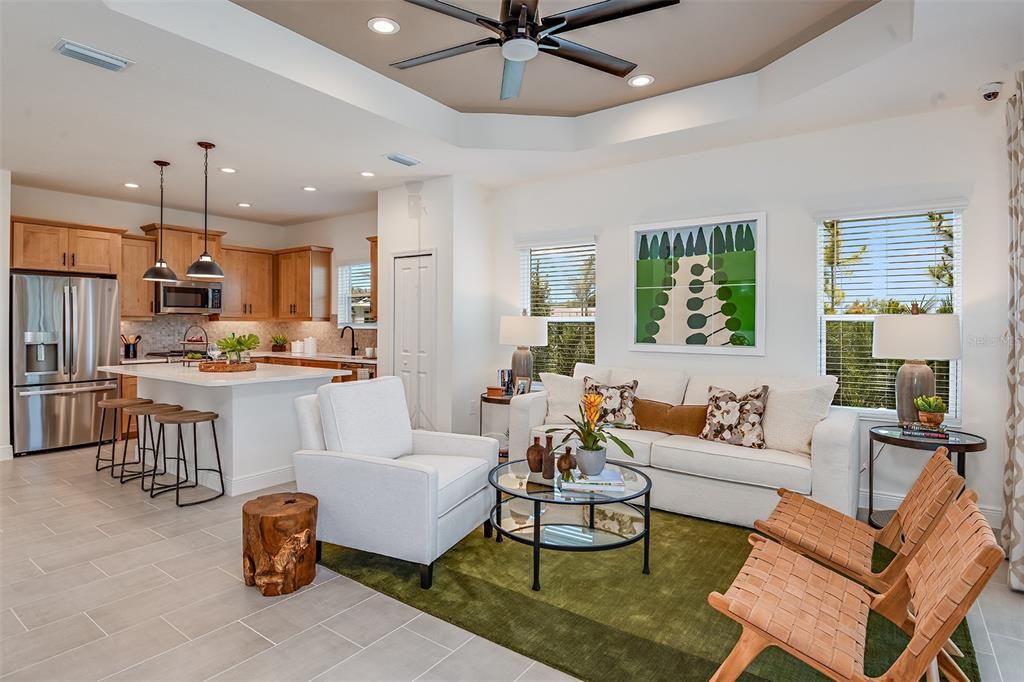 Active With Contract: $439,990 (2 beds, 2 baths, 1433 Square Feet)