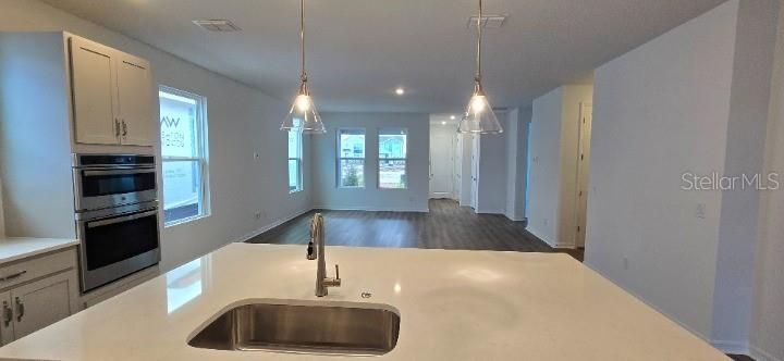 For Sale: $499,990 (4 beds, 2 baths, 2009 Square Feet)