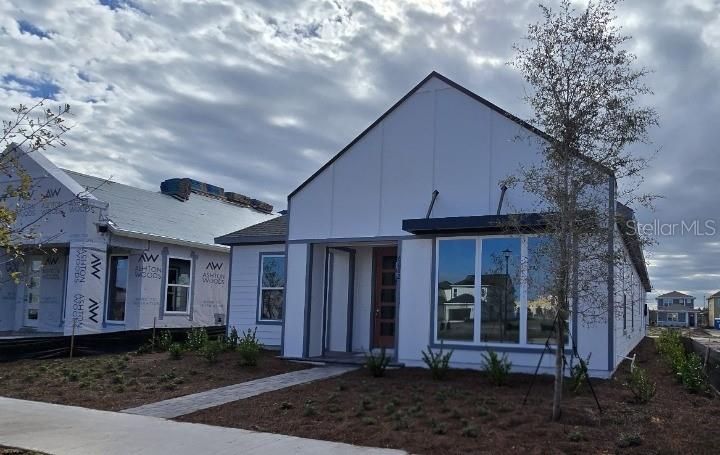 For Sale: $499,990 (4 beds, 2 baths, 2009 Square Feet)