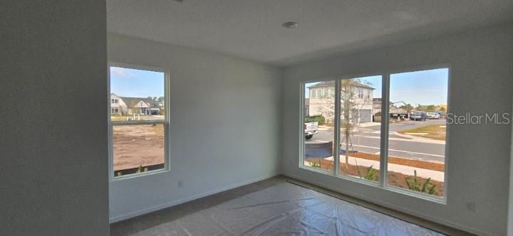 For Sale: $499,990 (4 beds, 2 baths, 2009 Square Feet)