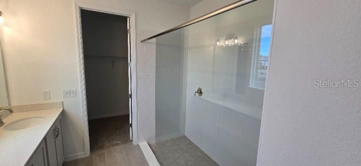 For Sale: $499,990 (4 beds, 2 baths, 2009 Square Feet)