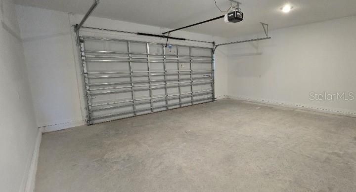 For Sale: $499,990 (4 beds, 2 baths, 2009 Square Feet)